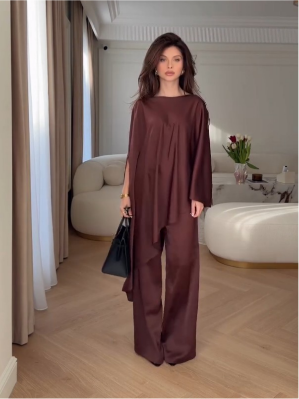 Two Piece Set with Tunic and Wide-Leg Pants