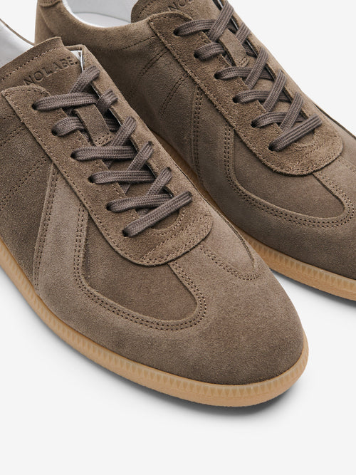 Maison Brown Suede