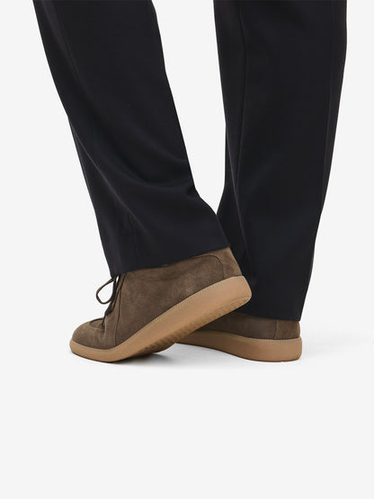 Maison Brown Suede